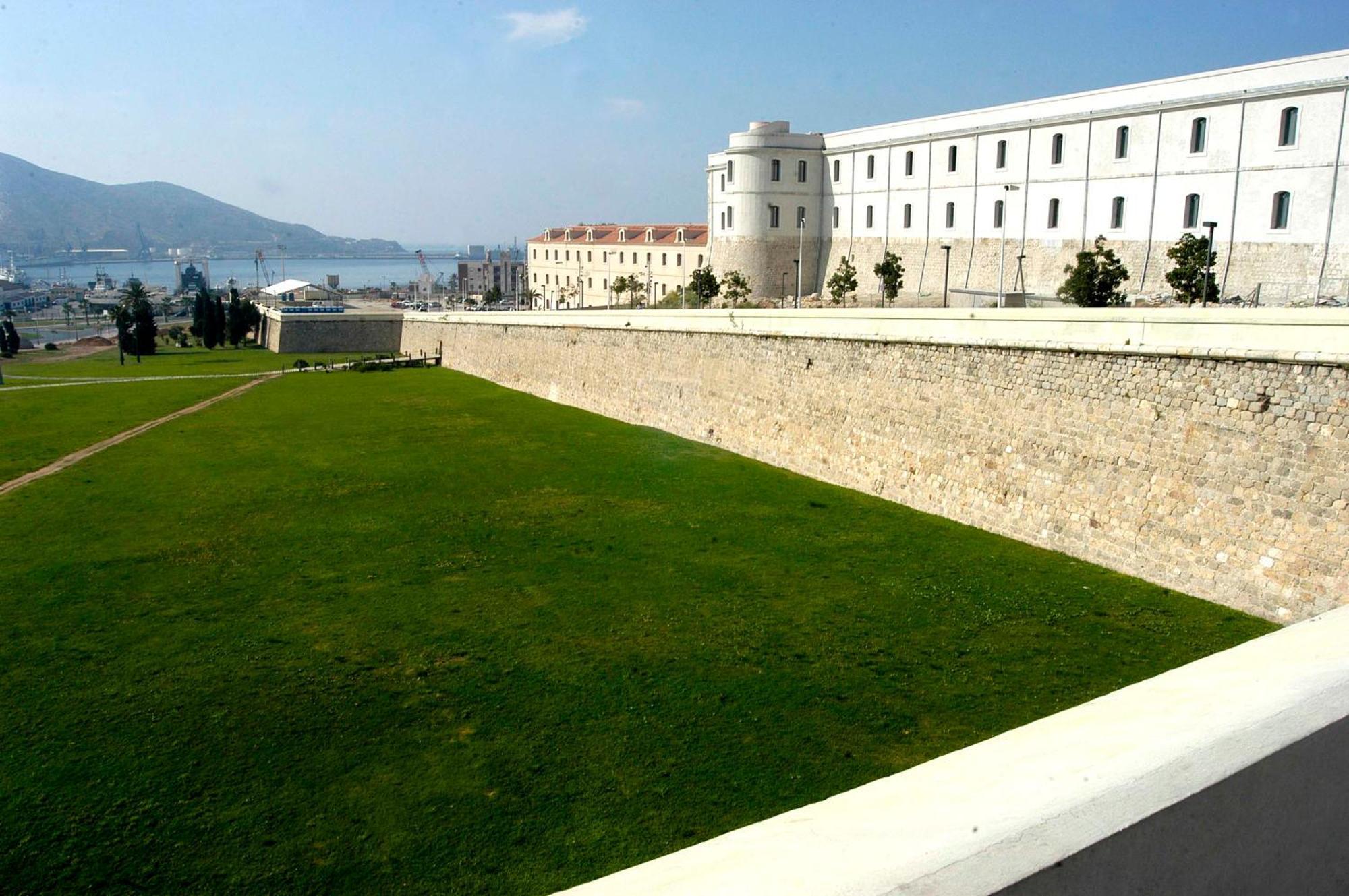 Nuevo Edificio Alba Centro Parking * Carthagène